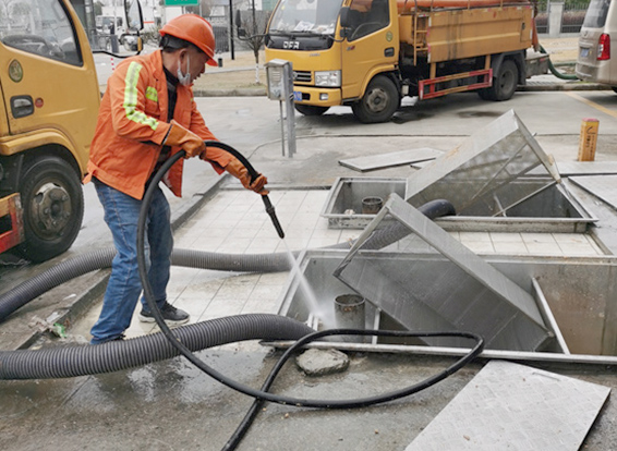 莲湖隔油池清理